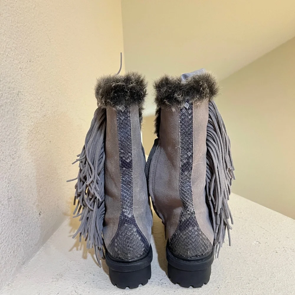 Sam Edelman questions leave